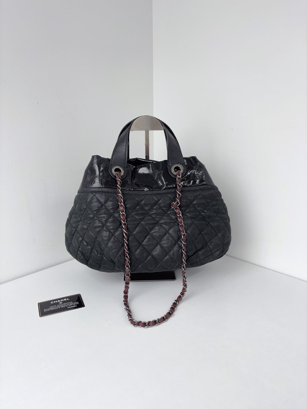 Chanel - Other - Leather - Black - (large)