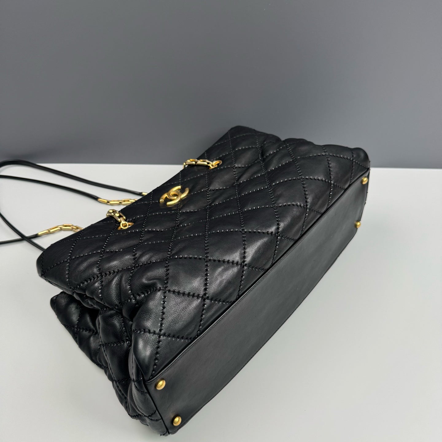 Chanel - Other - Leather - Black - (large)
