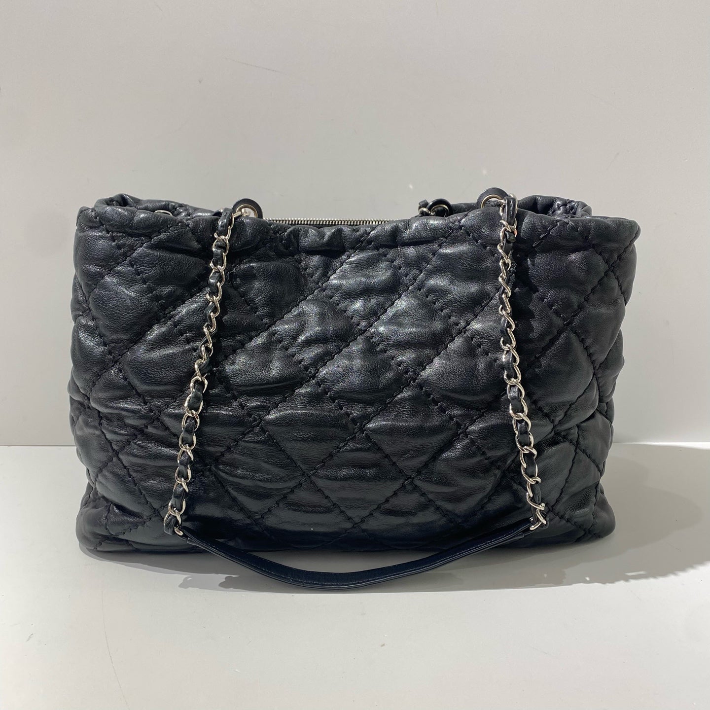 Chanel - Other - Leather - Black - (Large)