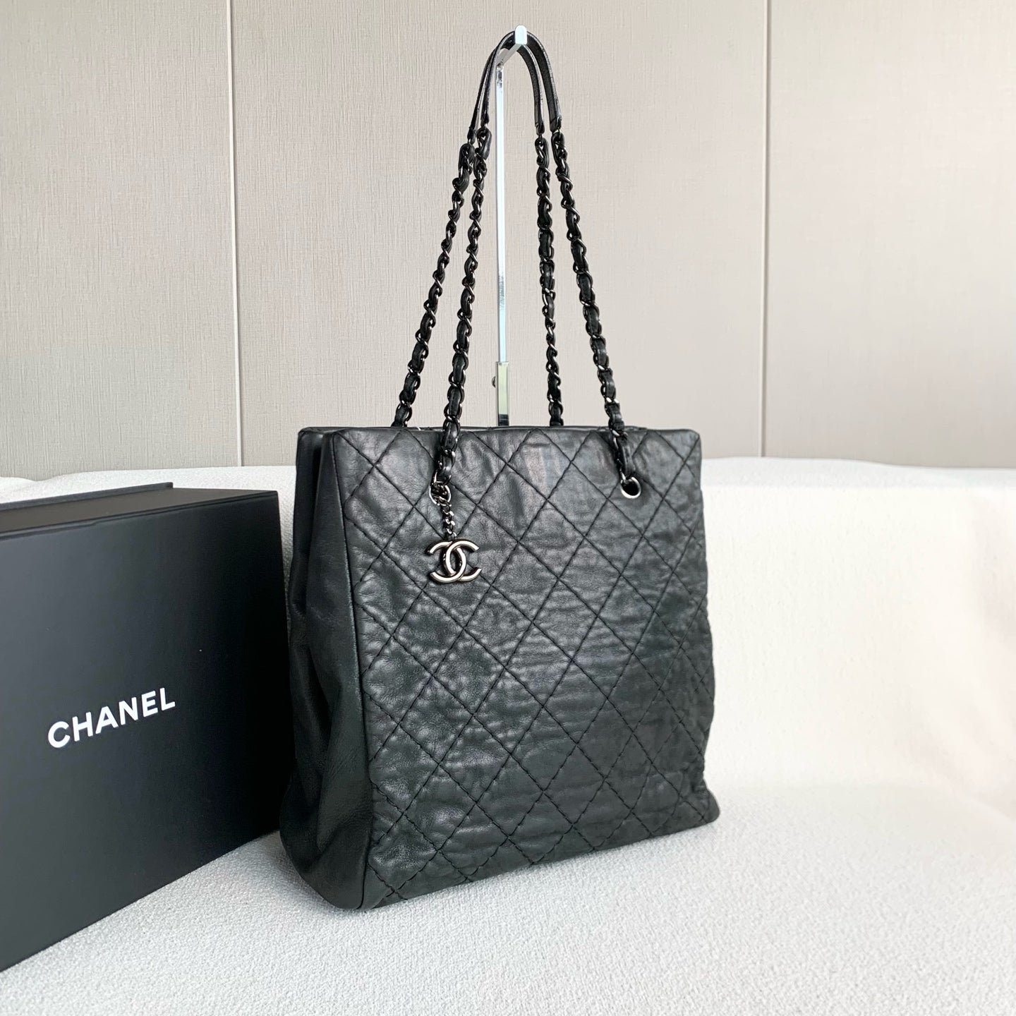 Chanel - Other - Leather - Black - (large)