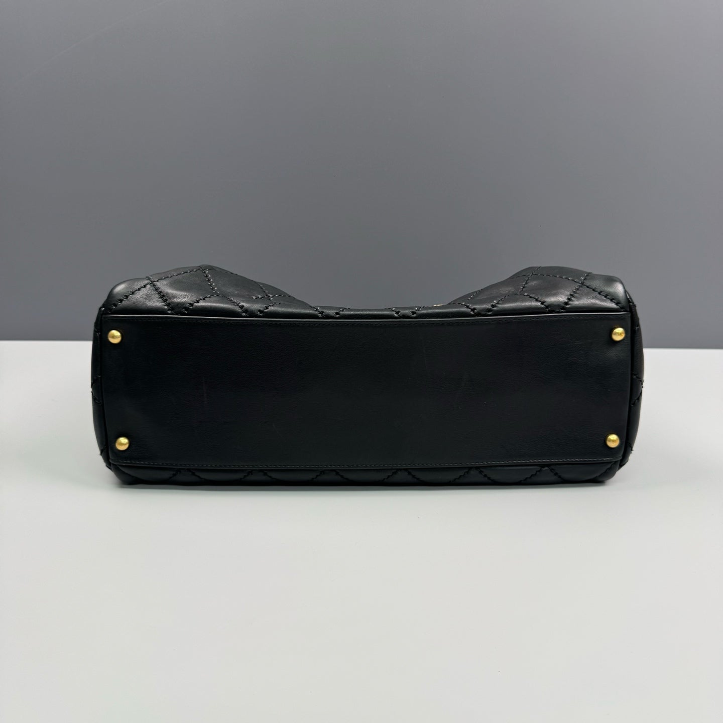 Chanel - Other - Leather - Black - (large)