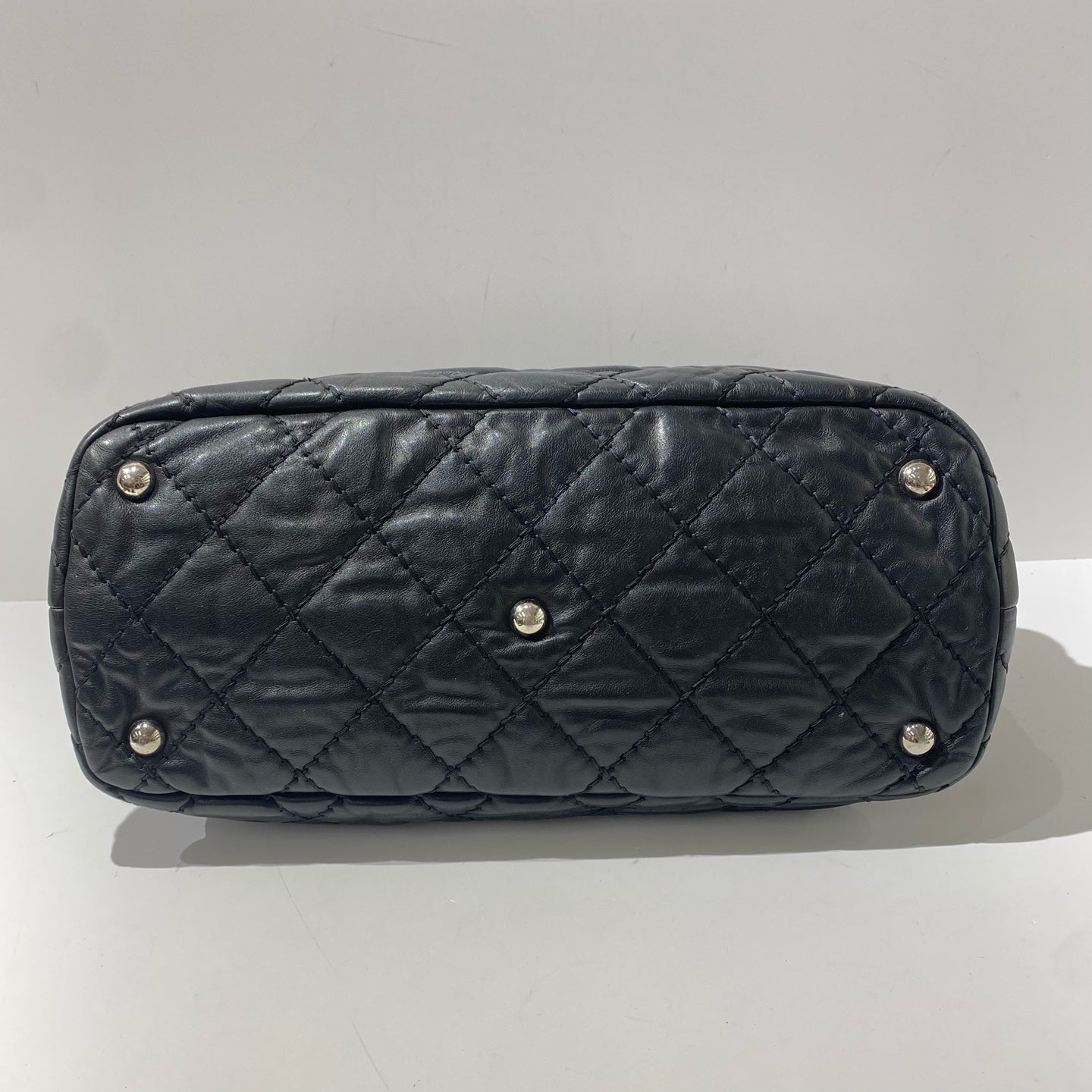 Chanel - Other - Leather - Black - (Large)