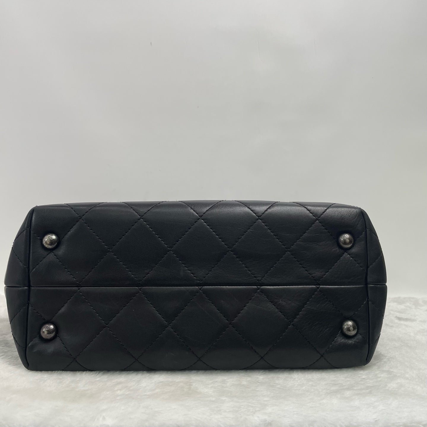 Chanel - Other - Leather - Black - (large)