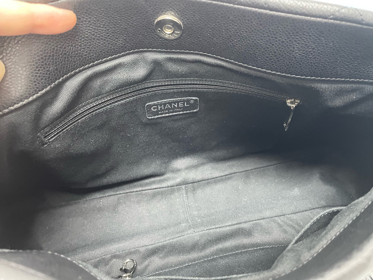 Chanel - Other - Leather - Black - (large)
