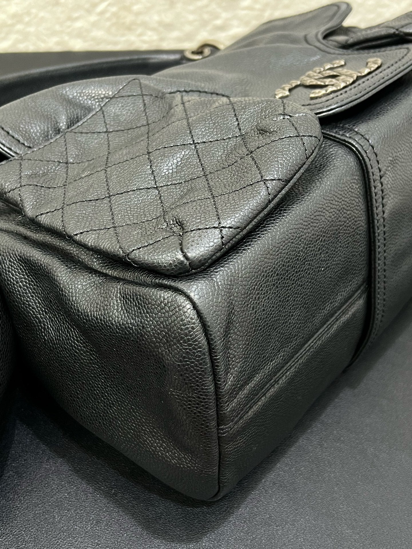 Chanel - Other - Leather - Black - (large)