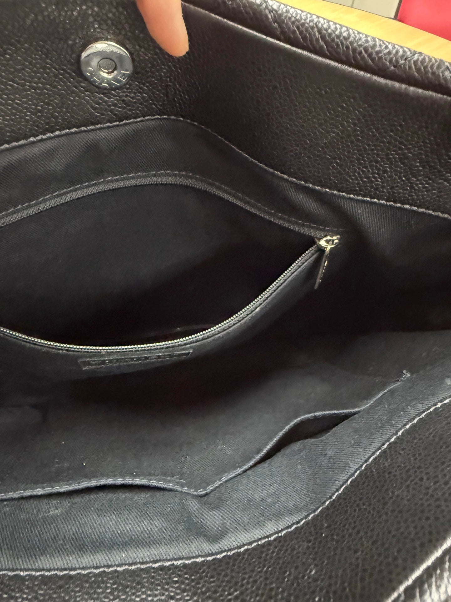 Chanel - Other - Leather - Black - (large)