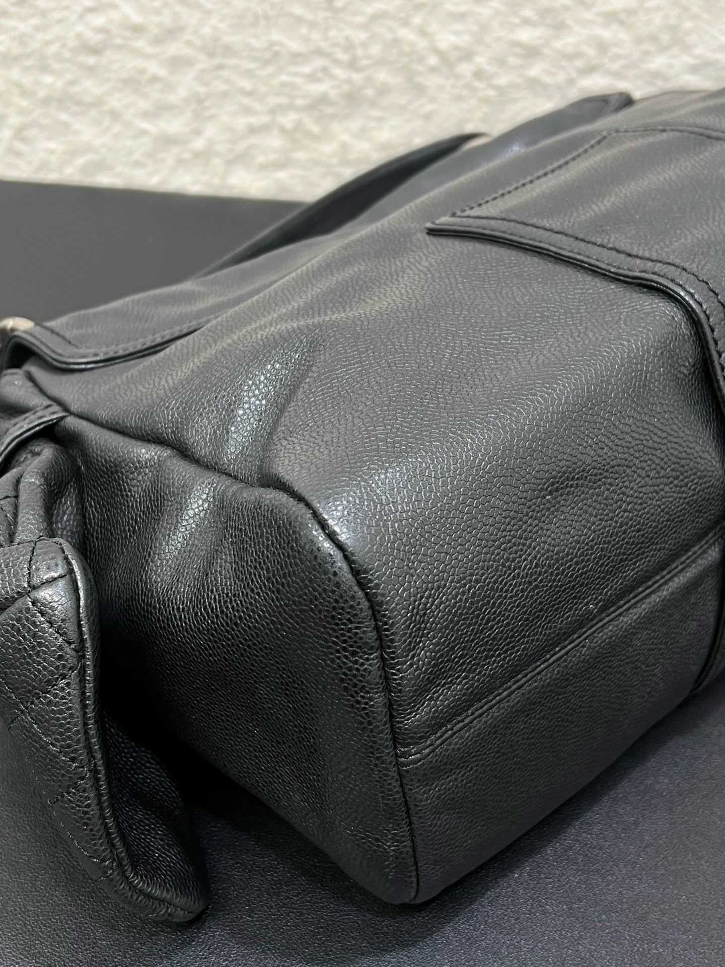 Chanel - Other - Leather - Black - (large)