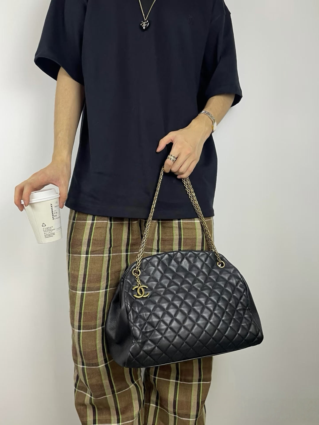 Chanel - Other - Leather - Black - (large)