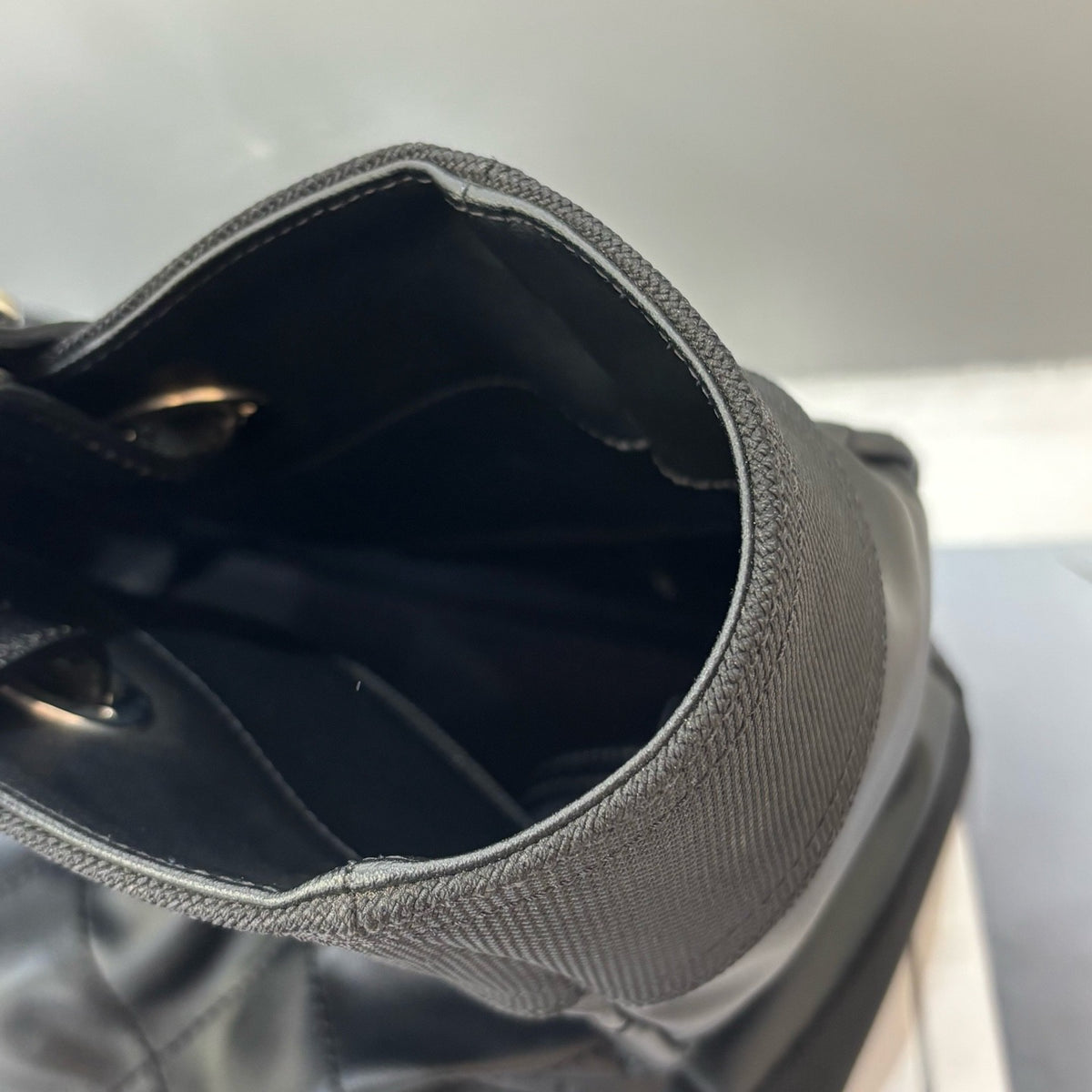 Chanel - Other - Leather - Black - (Large)