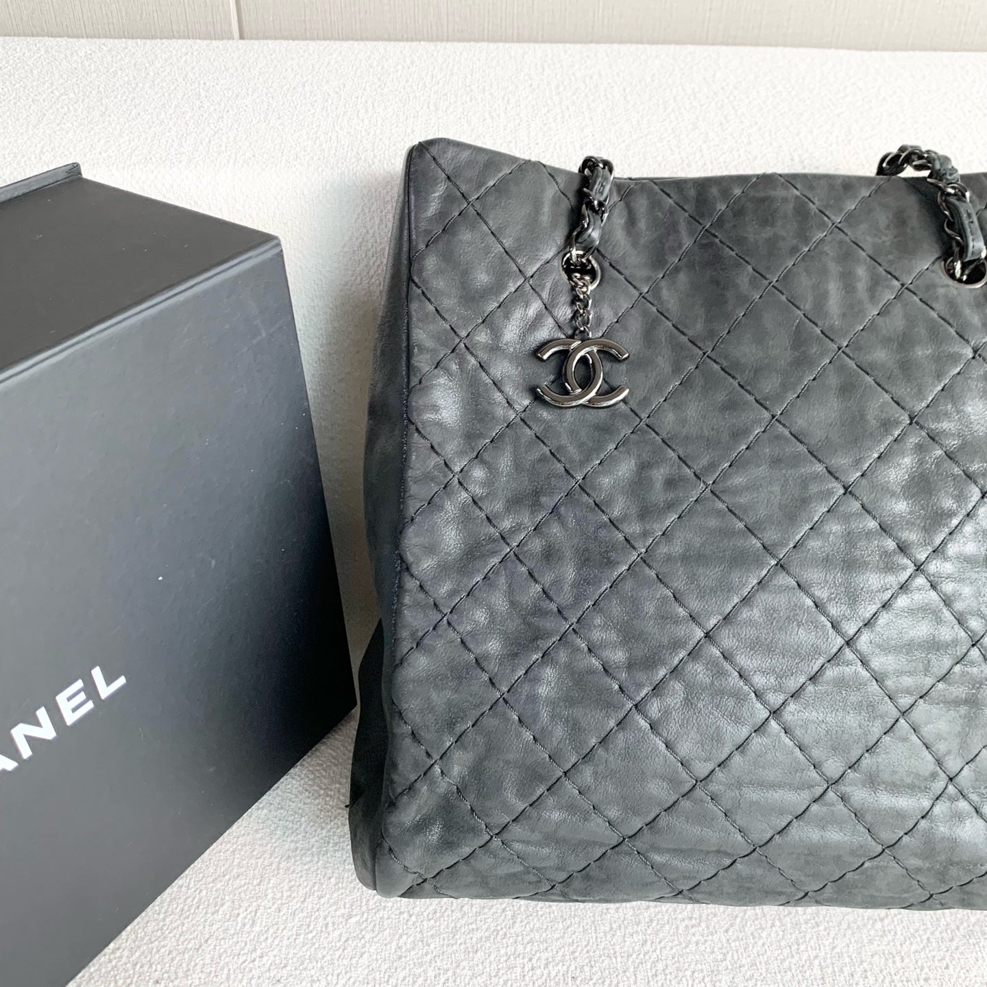 Chanel - Other - Leather - Black - (large)