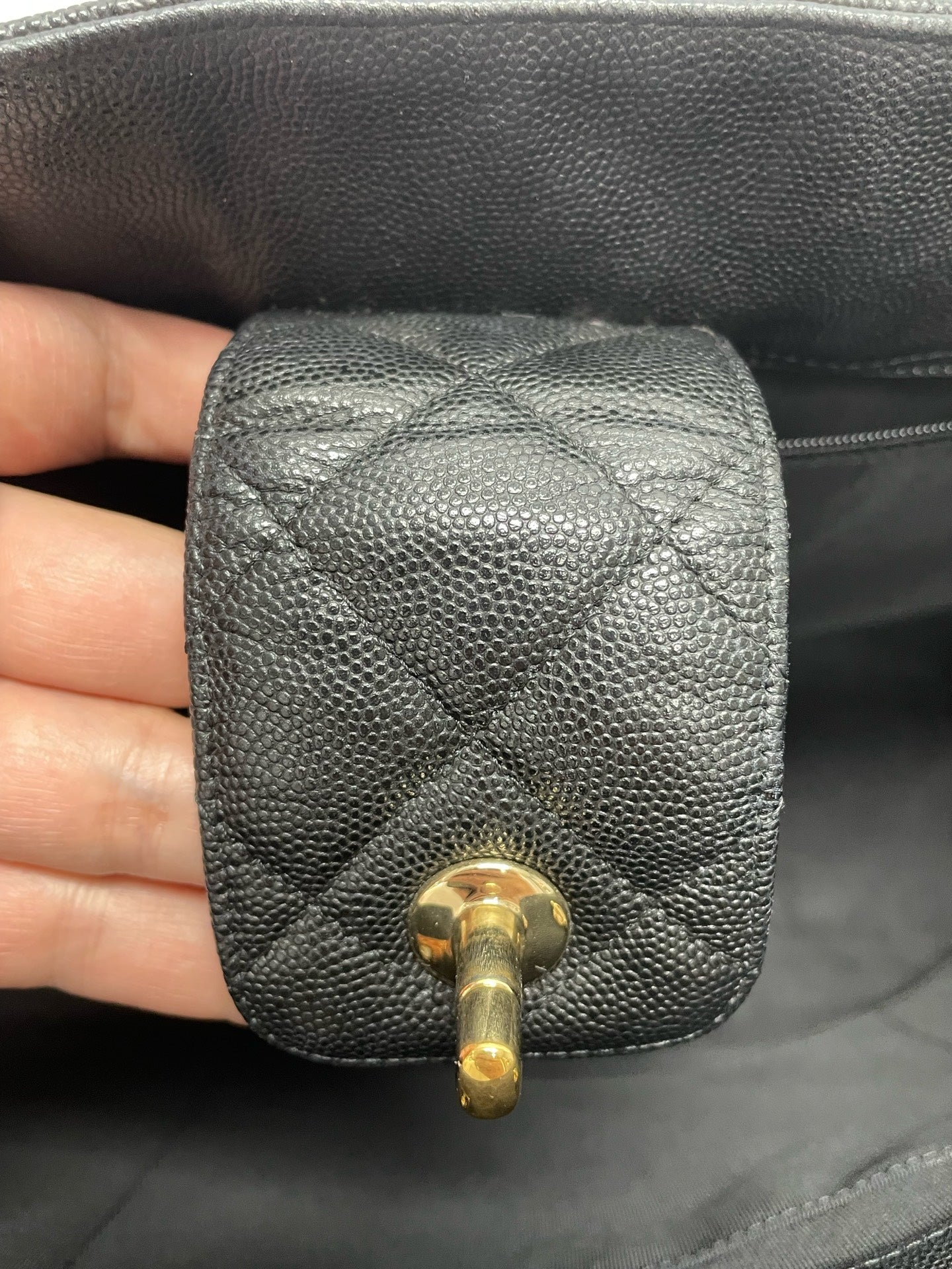 Chanel - Other - Leather - Black - (Large)