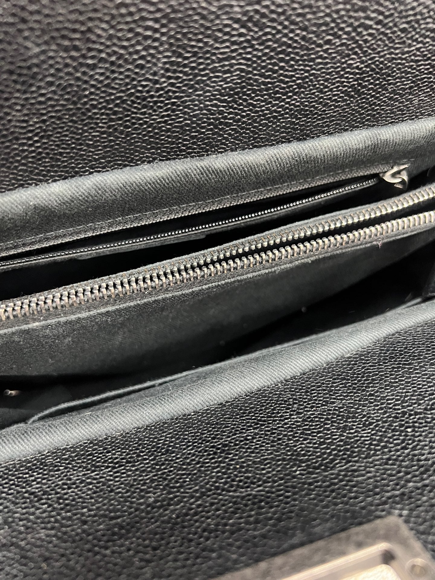 Chanel - Other - Leather - Black - (large)