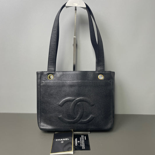Chanel - Other - Leather - Black - (medium)