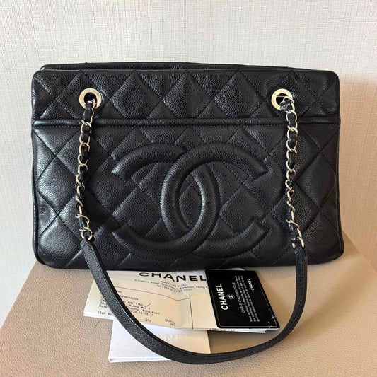 Chanel - Other - Leather - Black - (medium)