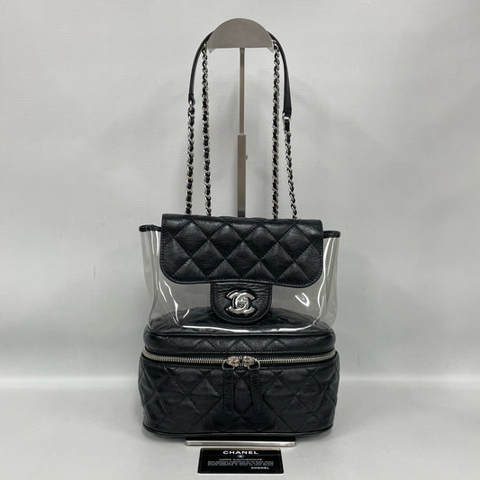 Chanel - Other - Leather - Black - (medium)