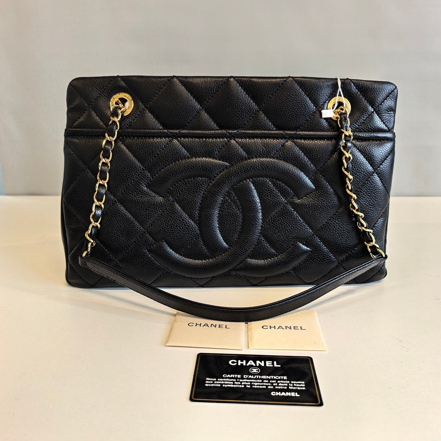 Chanel - Other - Leather - Black - (medium)