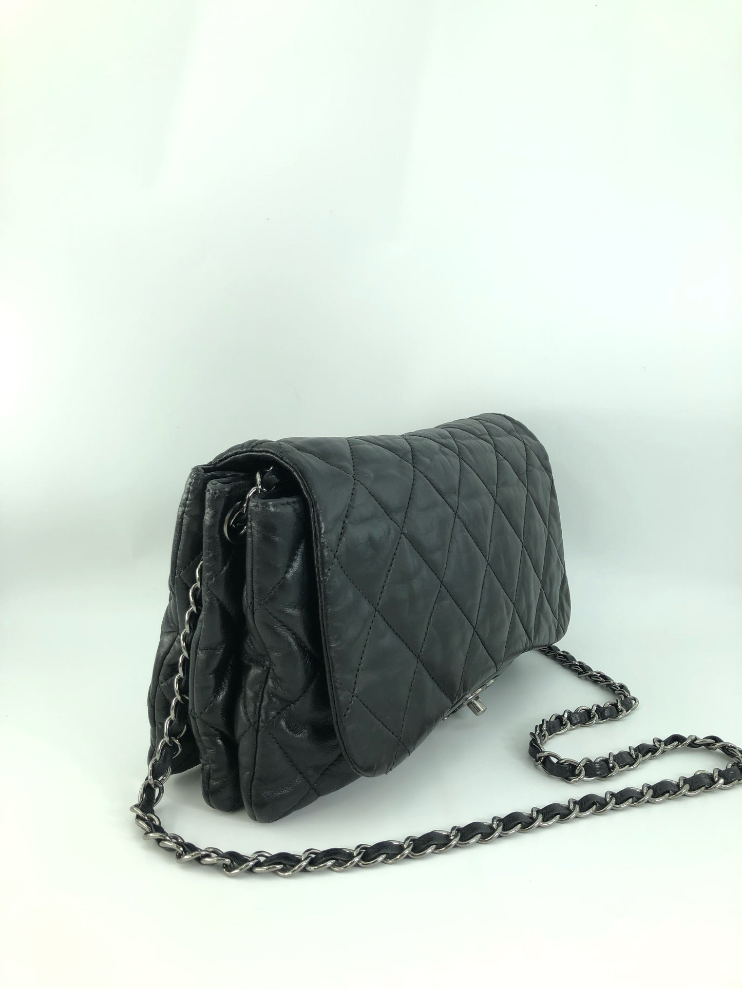 Chanel - Other - Leather - Black - (medium)