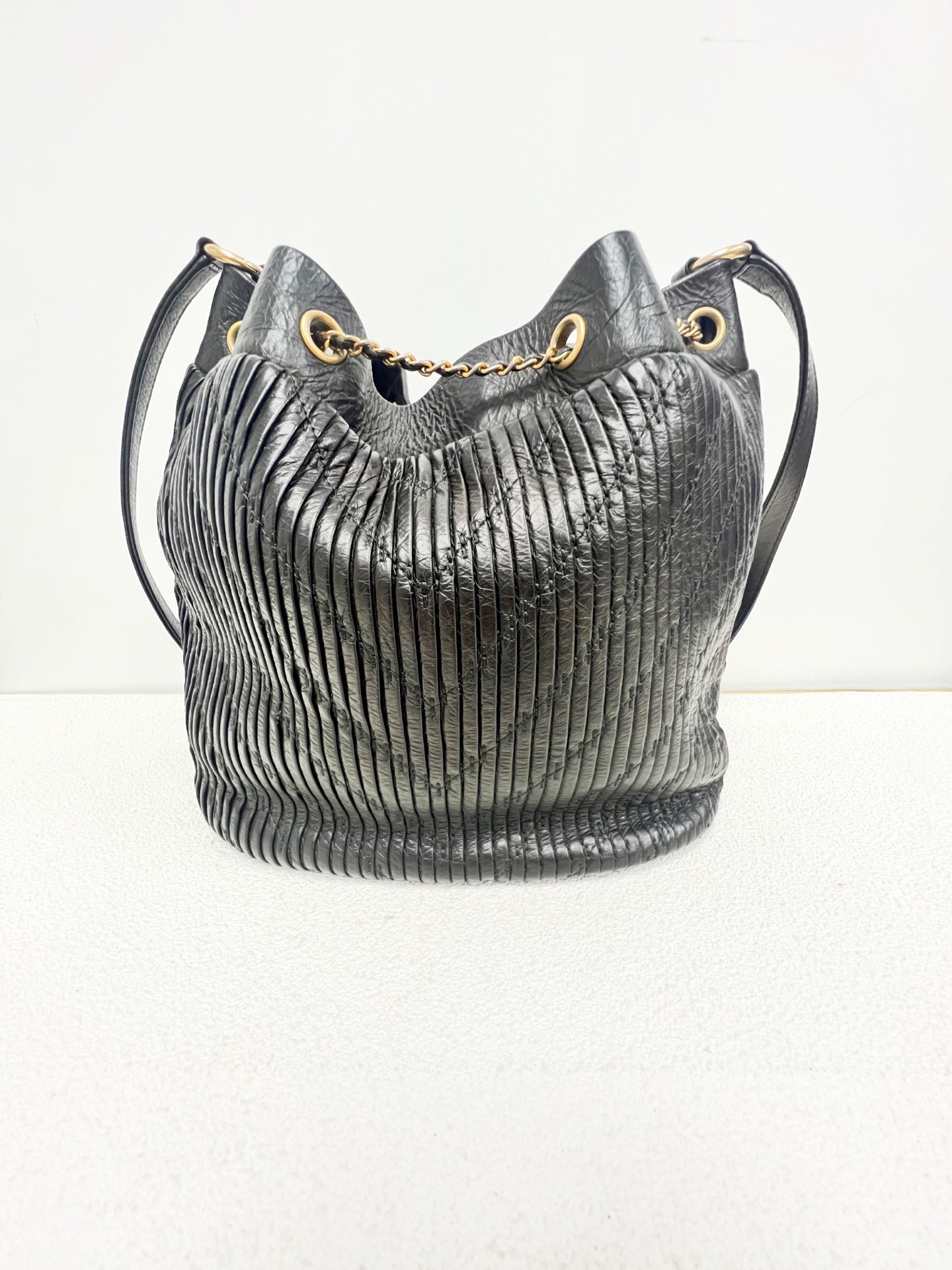 Chanel - Other - Leather - Black - (medium)