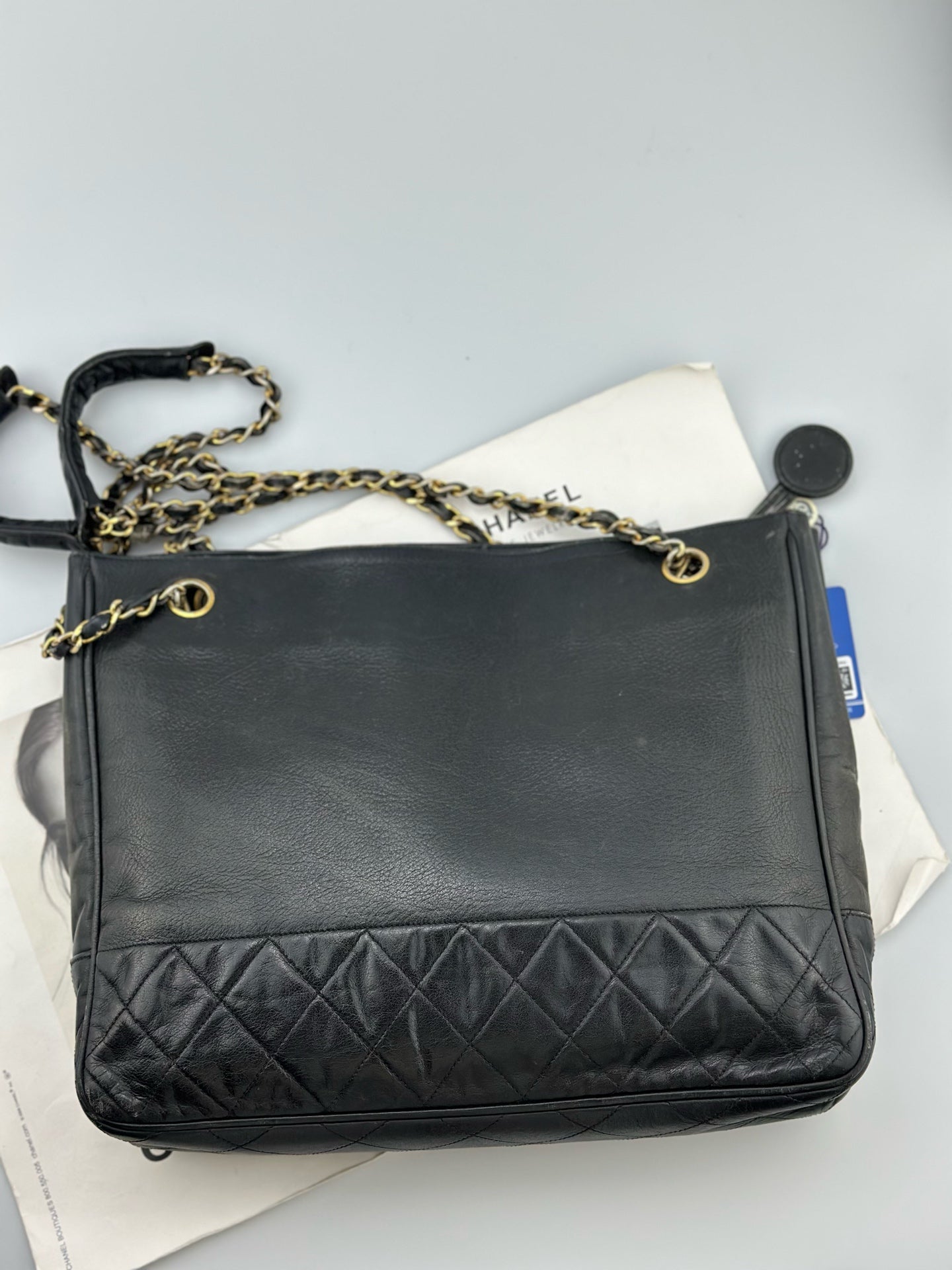 Chanel - Other - Leather - Black - (medium)