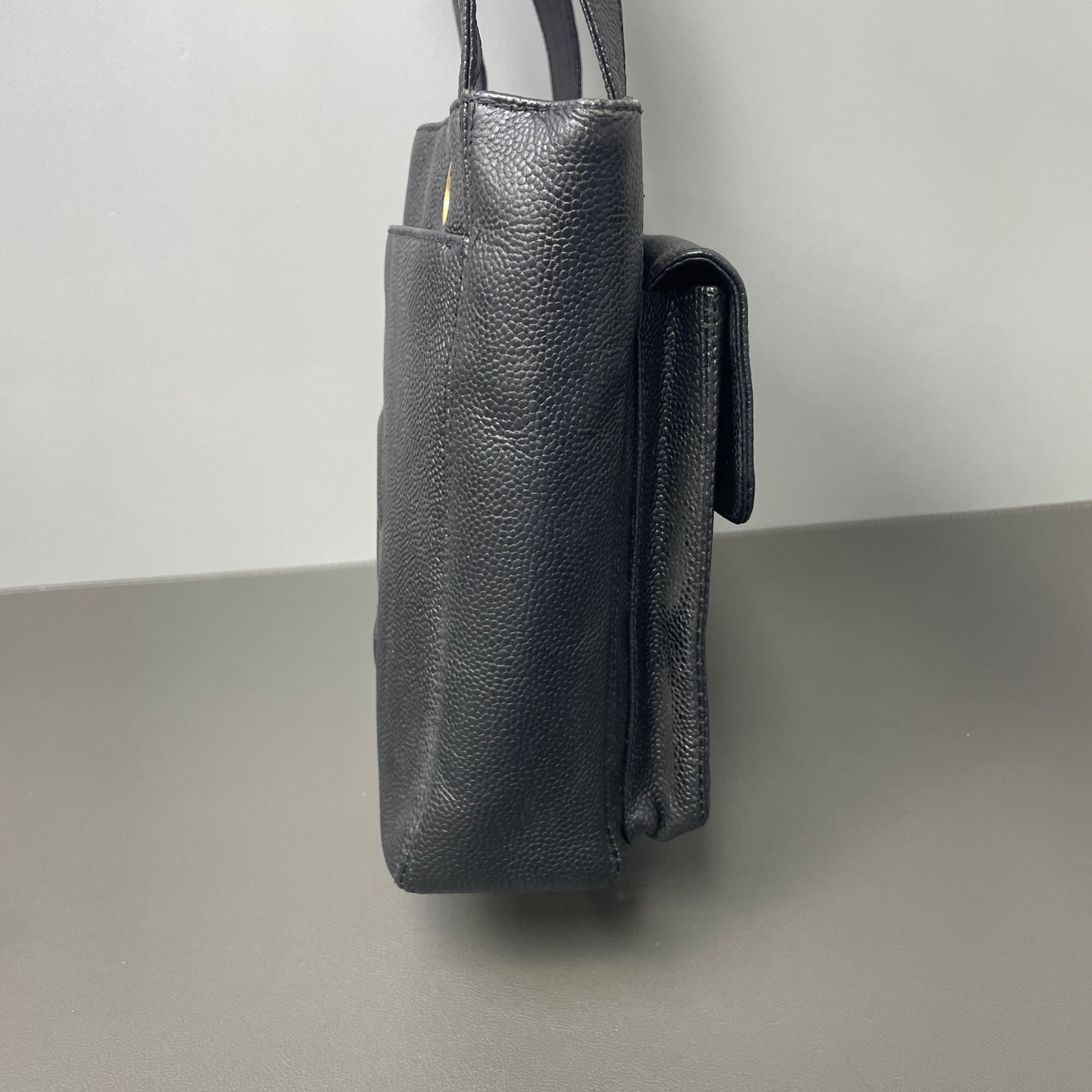 Chanel - Other - Leather - Black - (medium)