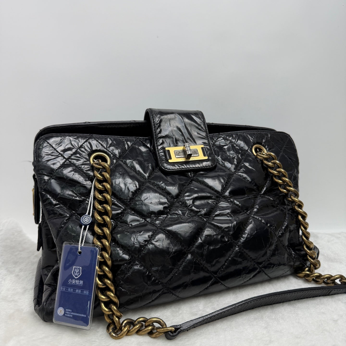 Chanel - Other - Leather - Black - (medium)