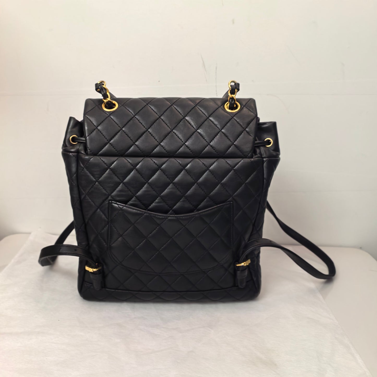 Chanel - Other - Leather - Black - (medium)
