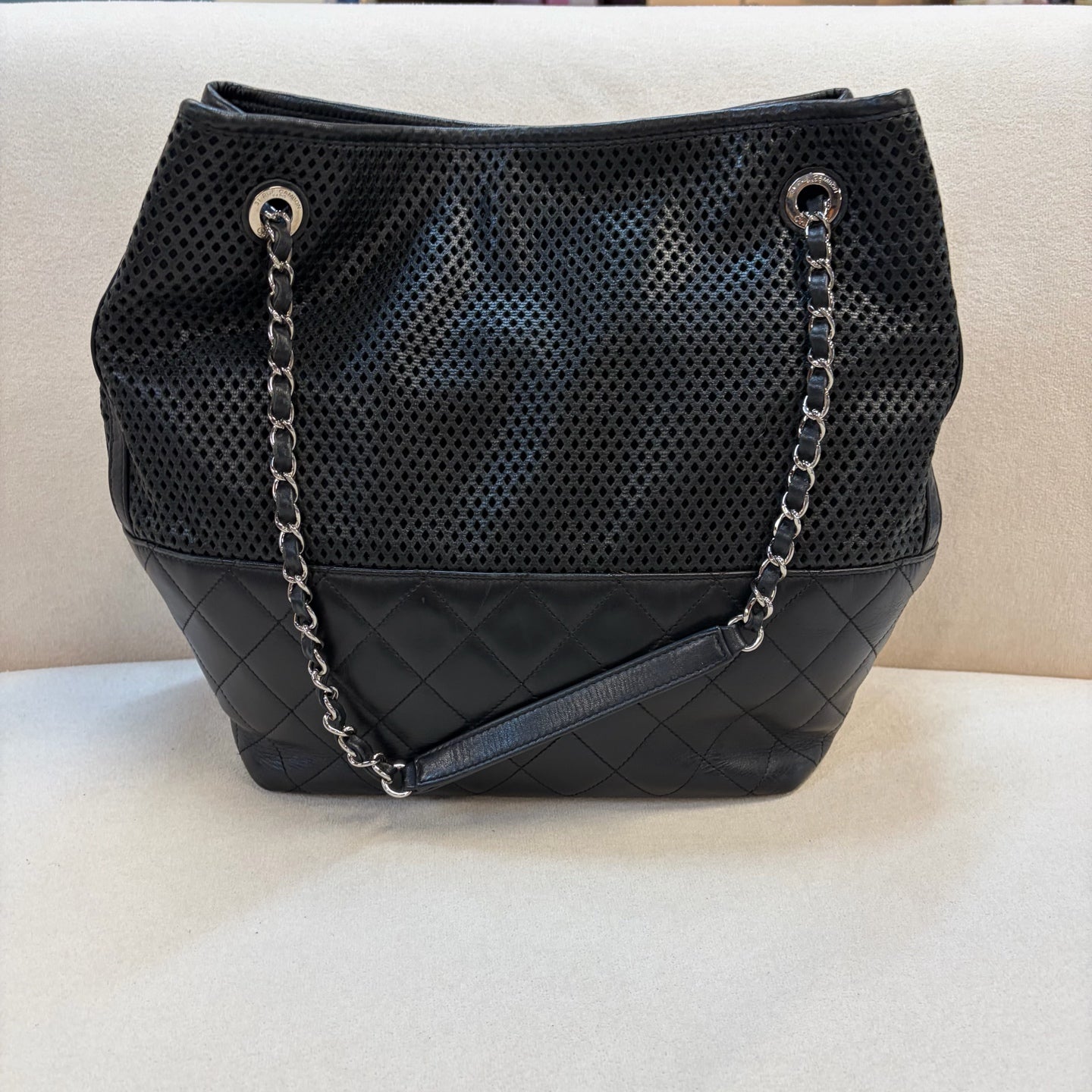 Chanel - Other - Leather - Black - (medium)