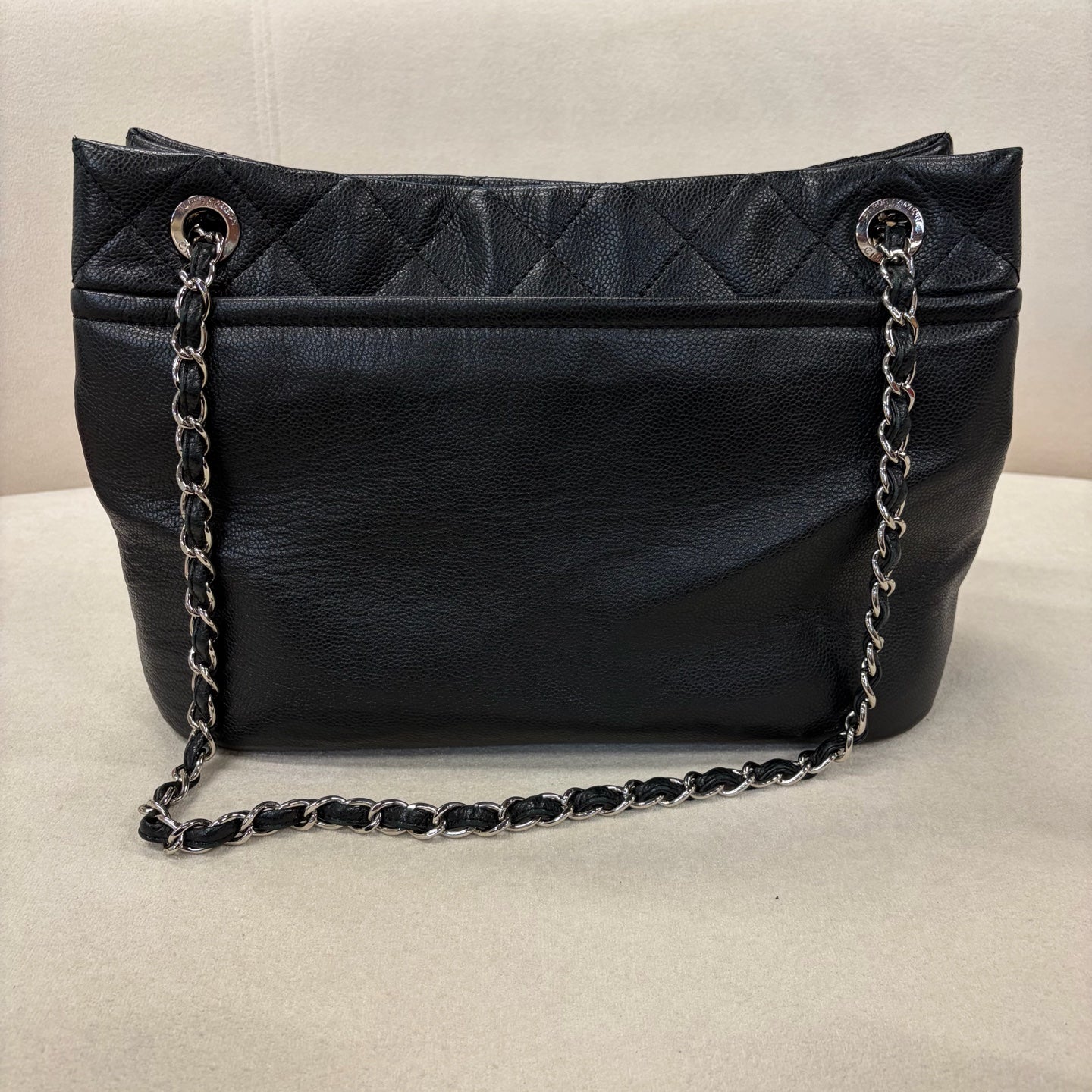 Chanel - Other - Leather - Black - (medium)