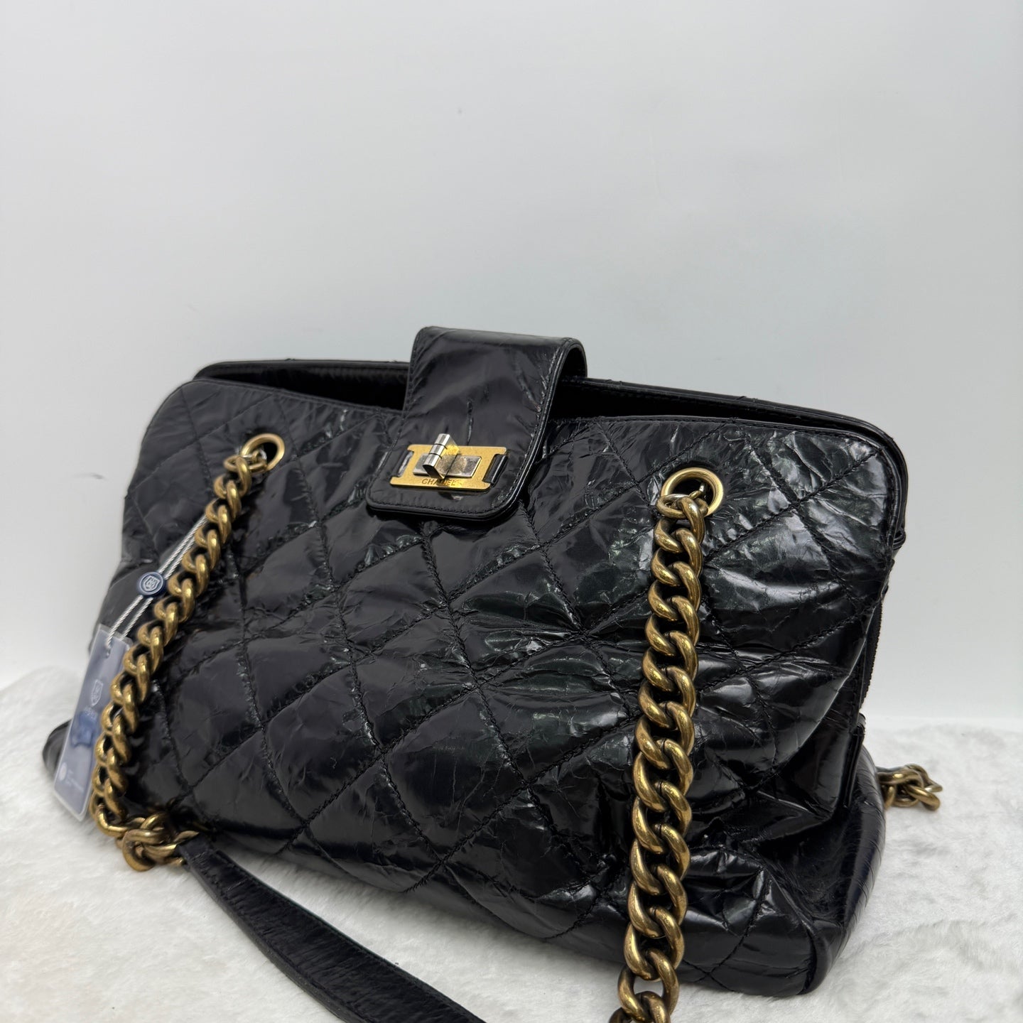 Chanel - Other - Leather - Black - (medium)