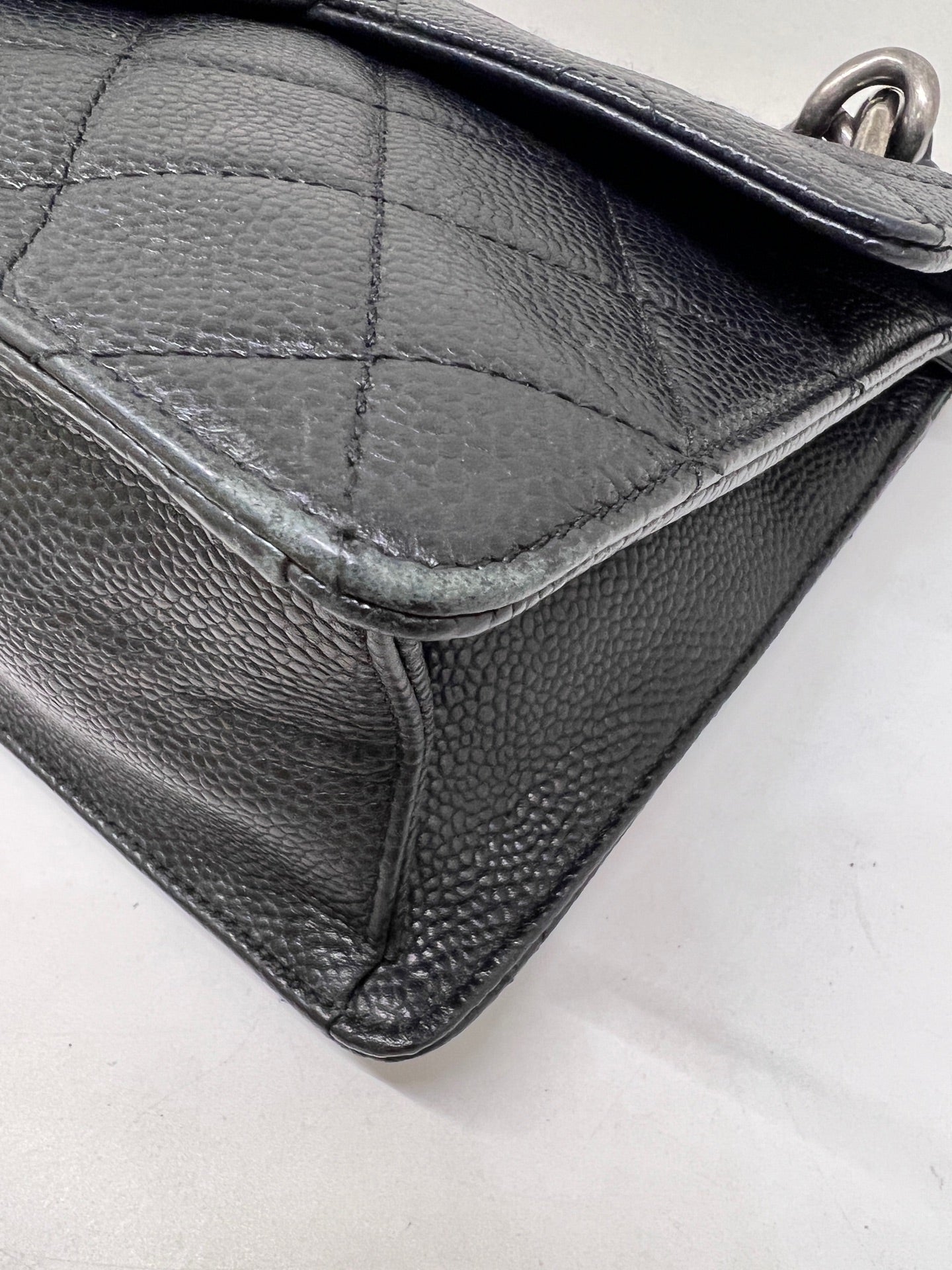 Chanel - Other - Leather - Black - (medium)