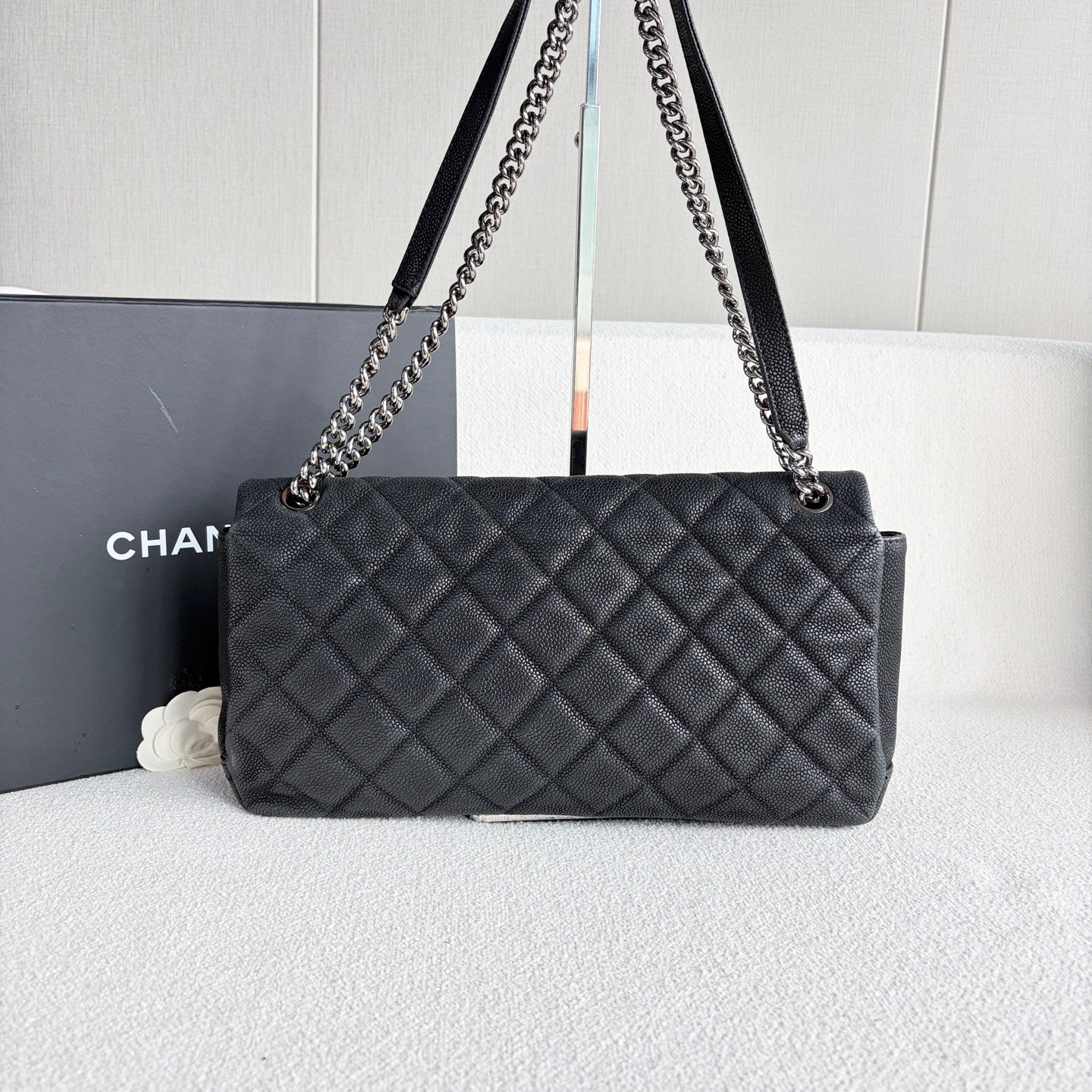 Chanel - Other - Leather - Black - (medium)