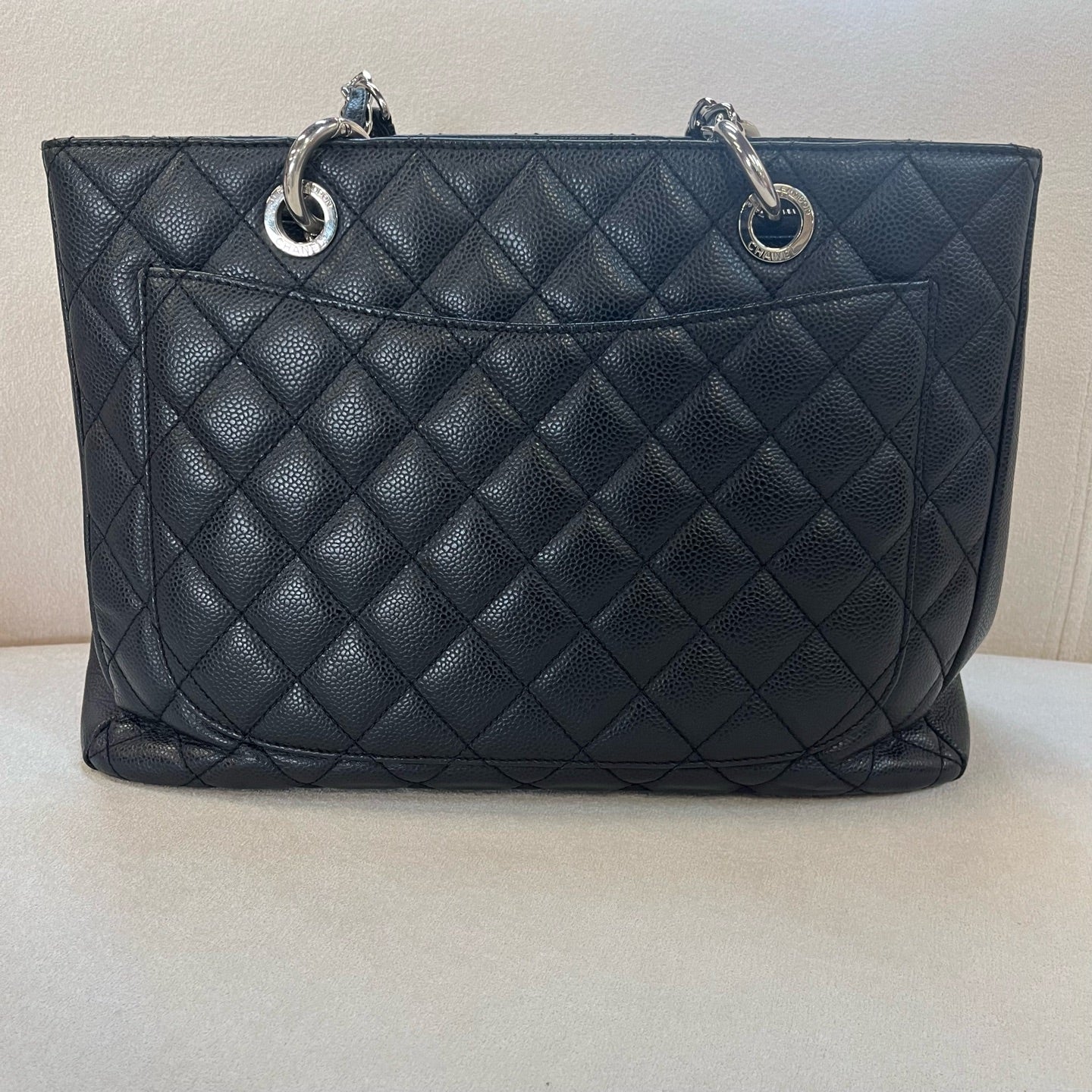 Chanel - Other - Leather - Black - (medium)