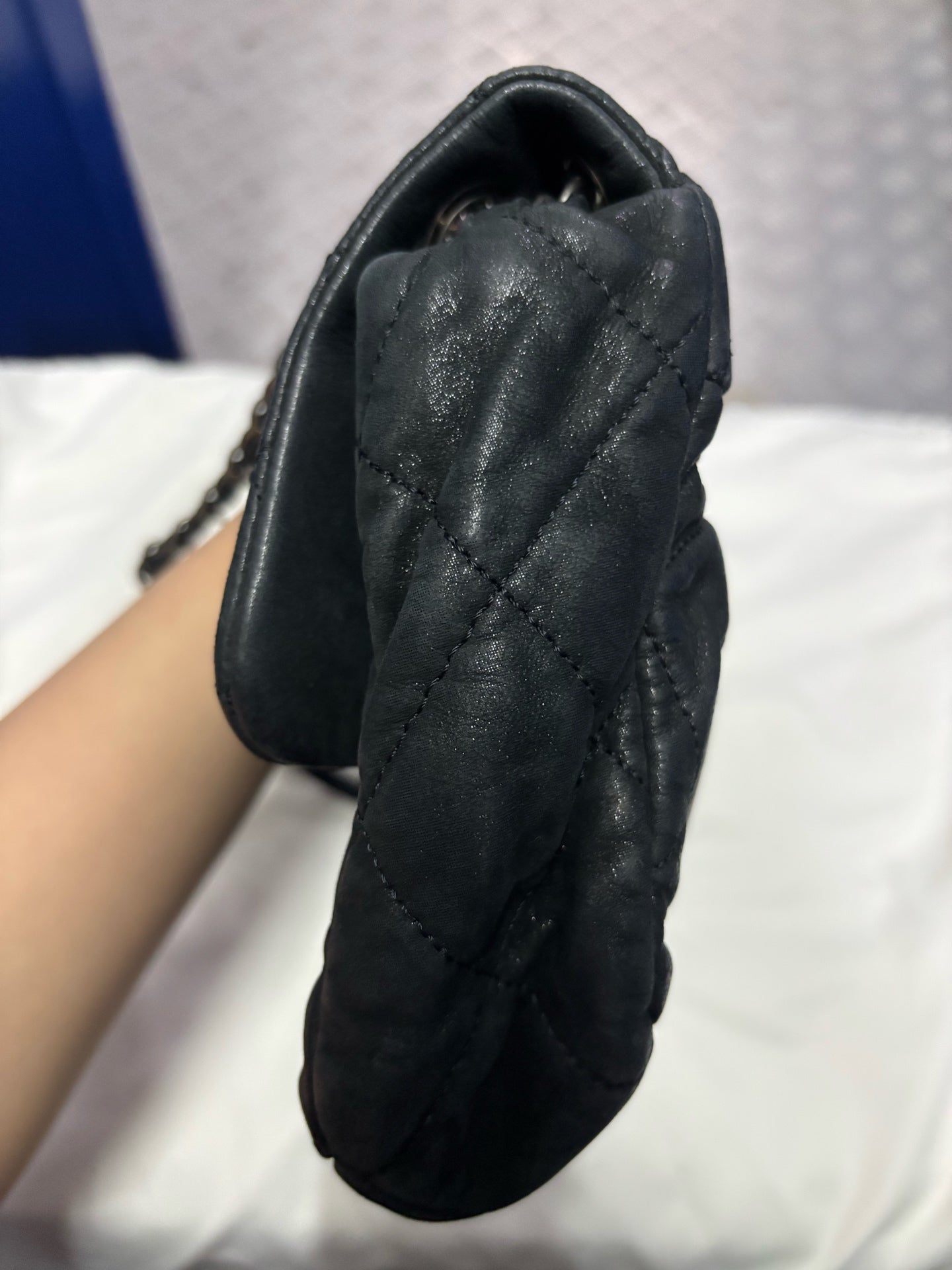 Chanel - Other - Leather - Black - (medium)