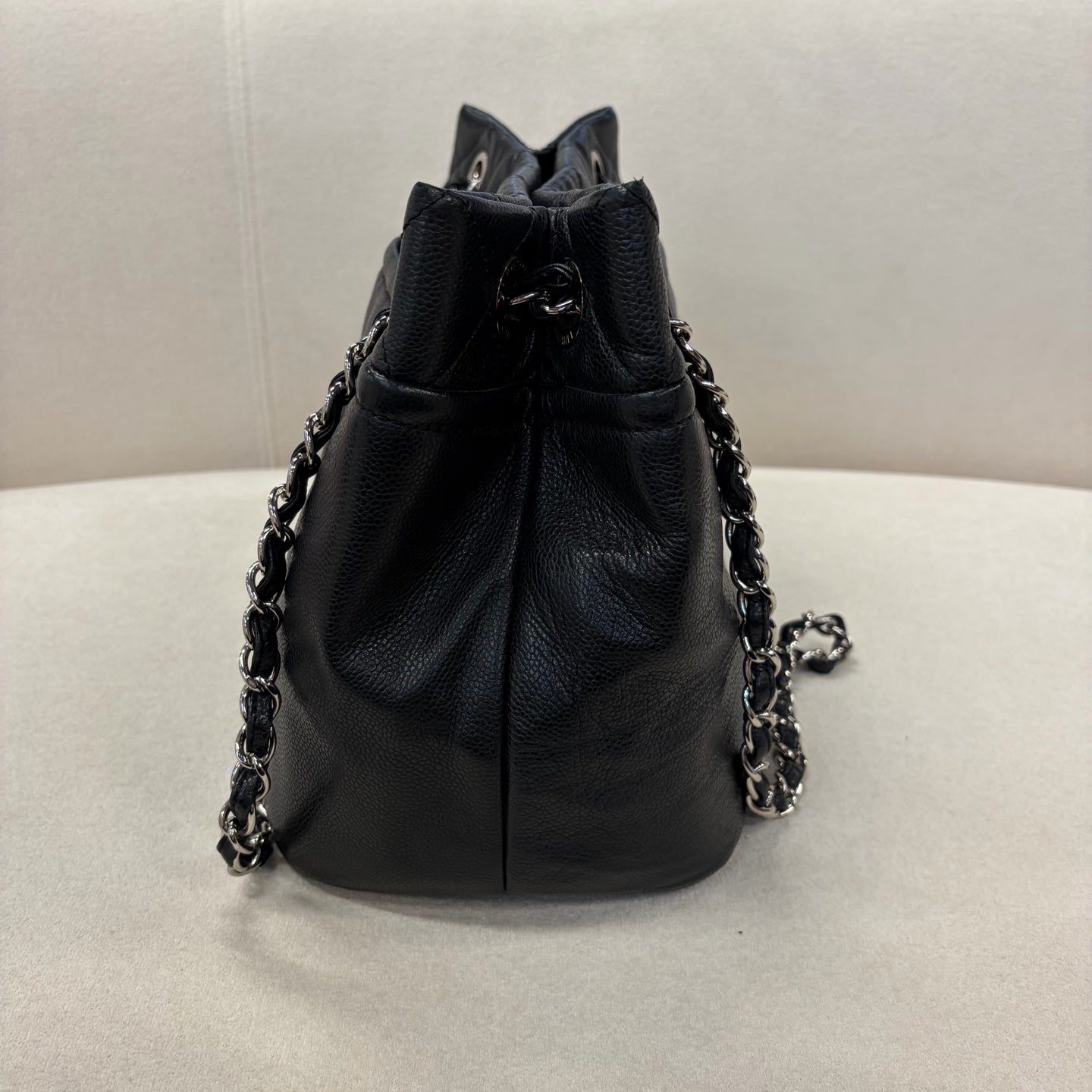 Chanel - Other - Leather - Black - (medium)