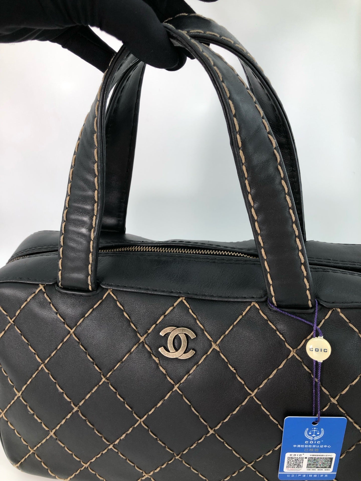 Chanel - Other - Leather - Black - (medium)