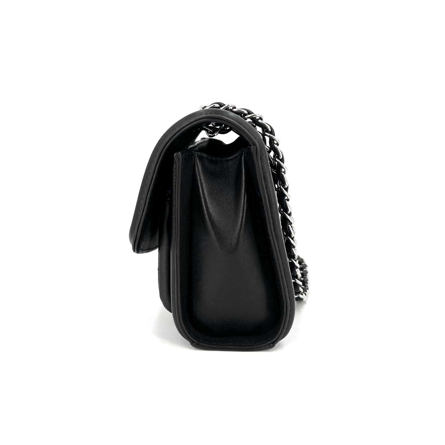 Chanel - Other - Leather - Black - (medium)