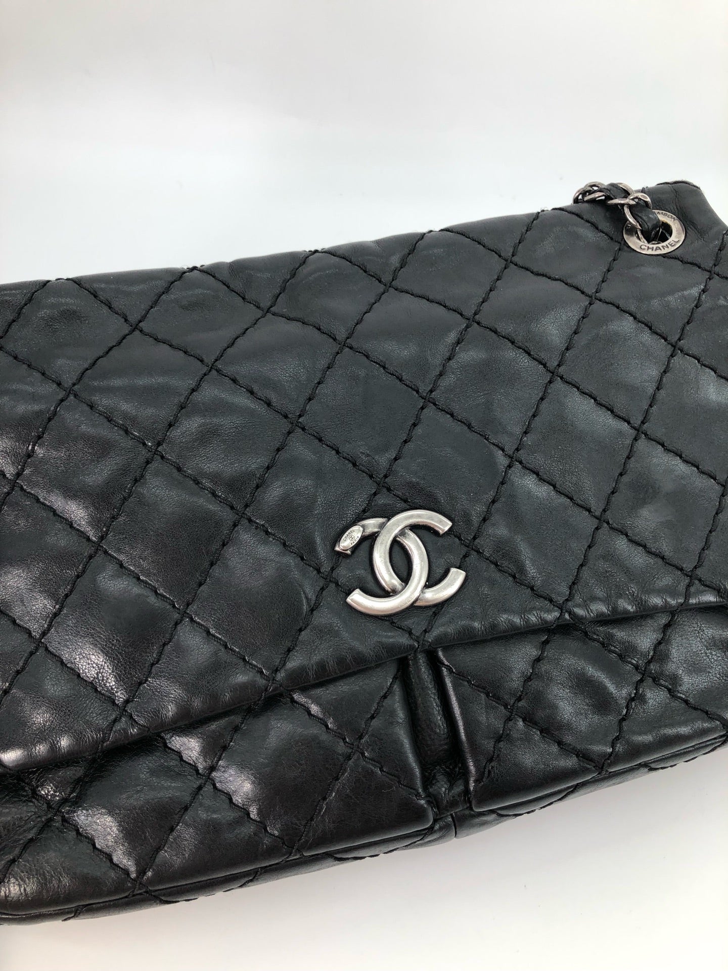 Chanel - Other - Leather - Black - (medium)