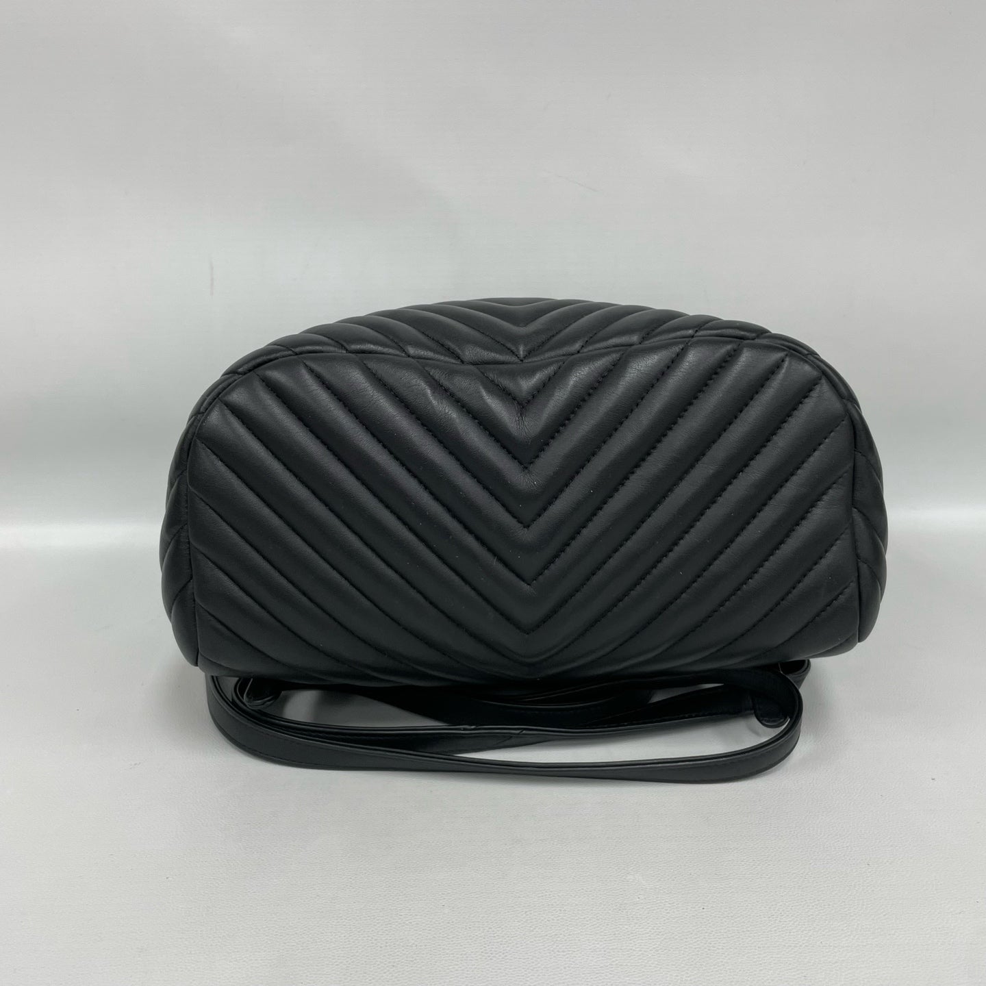 Chanel - Other - Leather - Black - (medium)