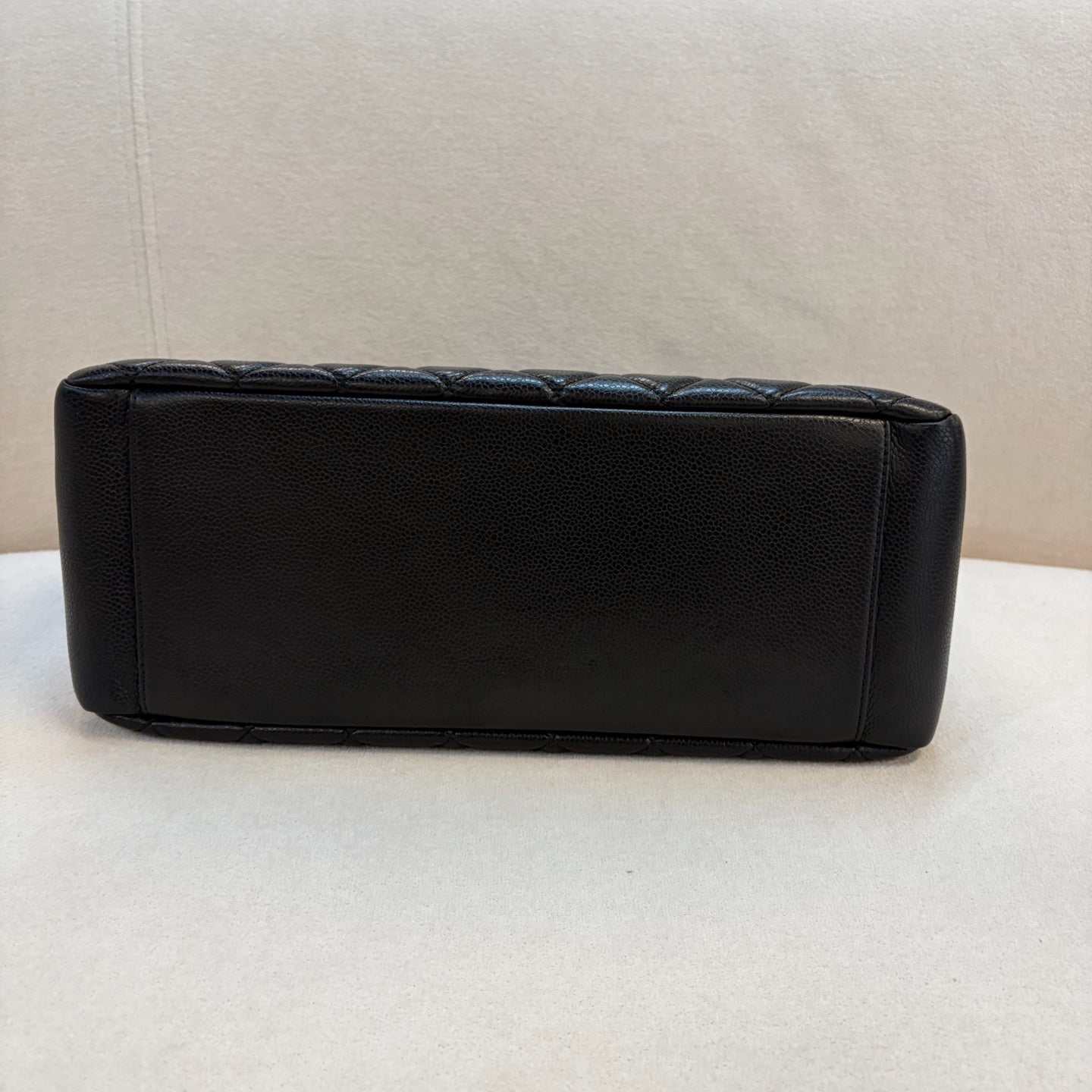 Chanel - Other - Leather - Black - (medium)