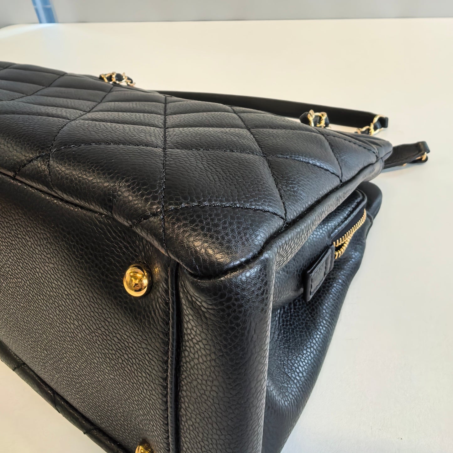 Chanel - Other - Leather - Black - (medium)