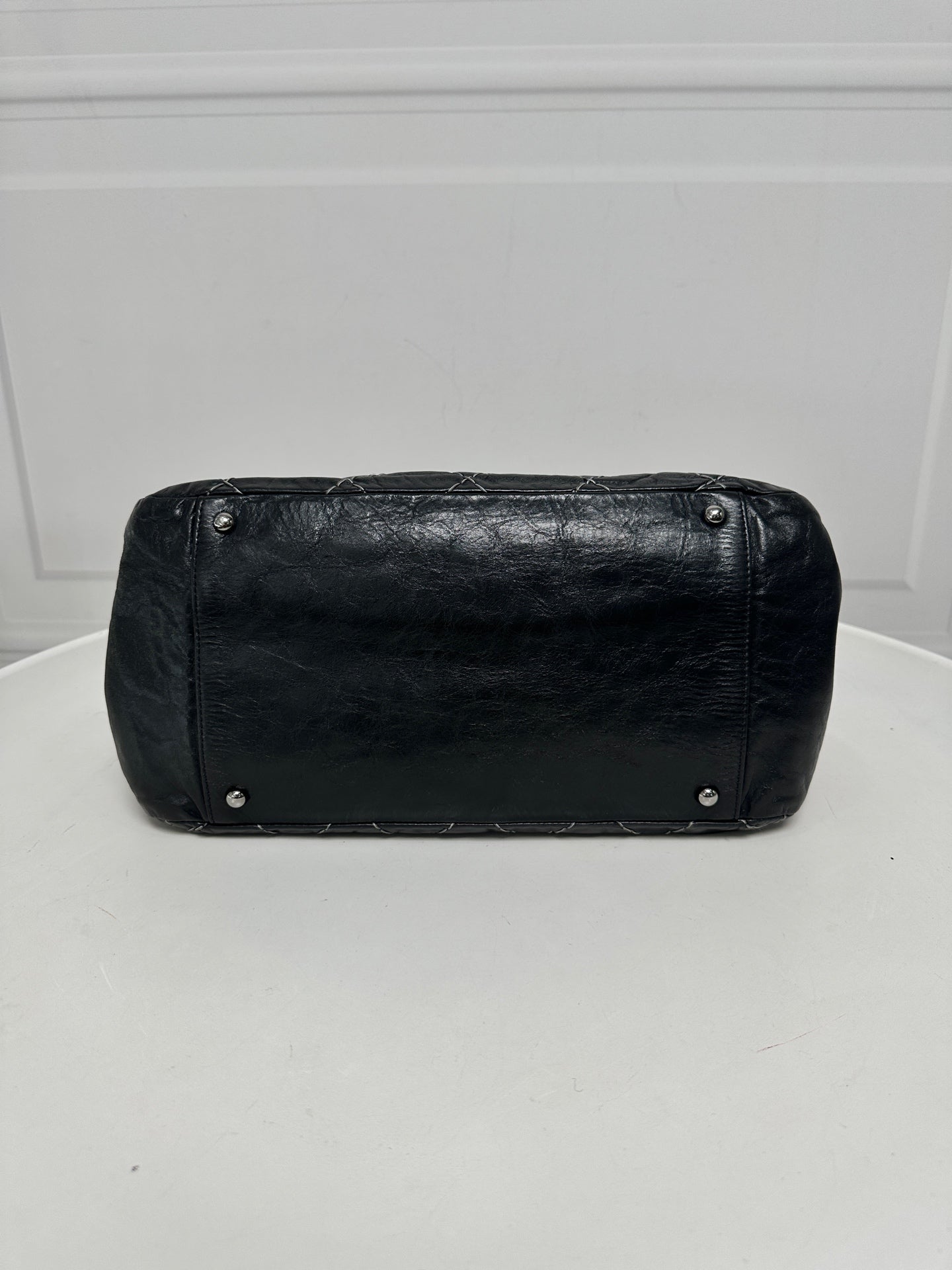 Chanel - Other - Leather - Black - (medium)