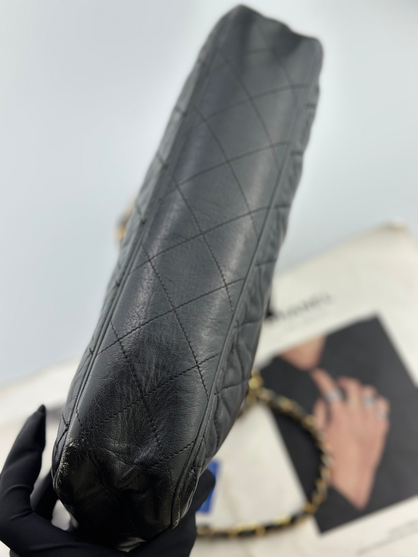 Chanel - Other - Leather - Black - (medium)