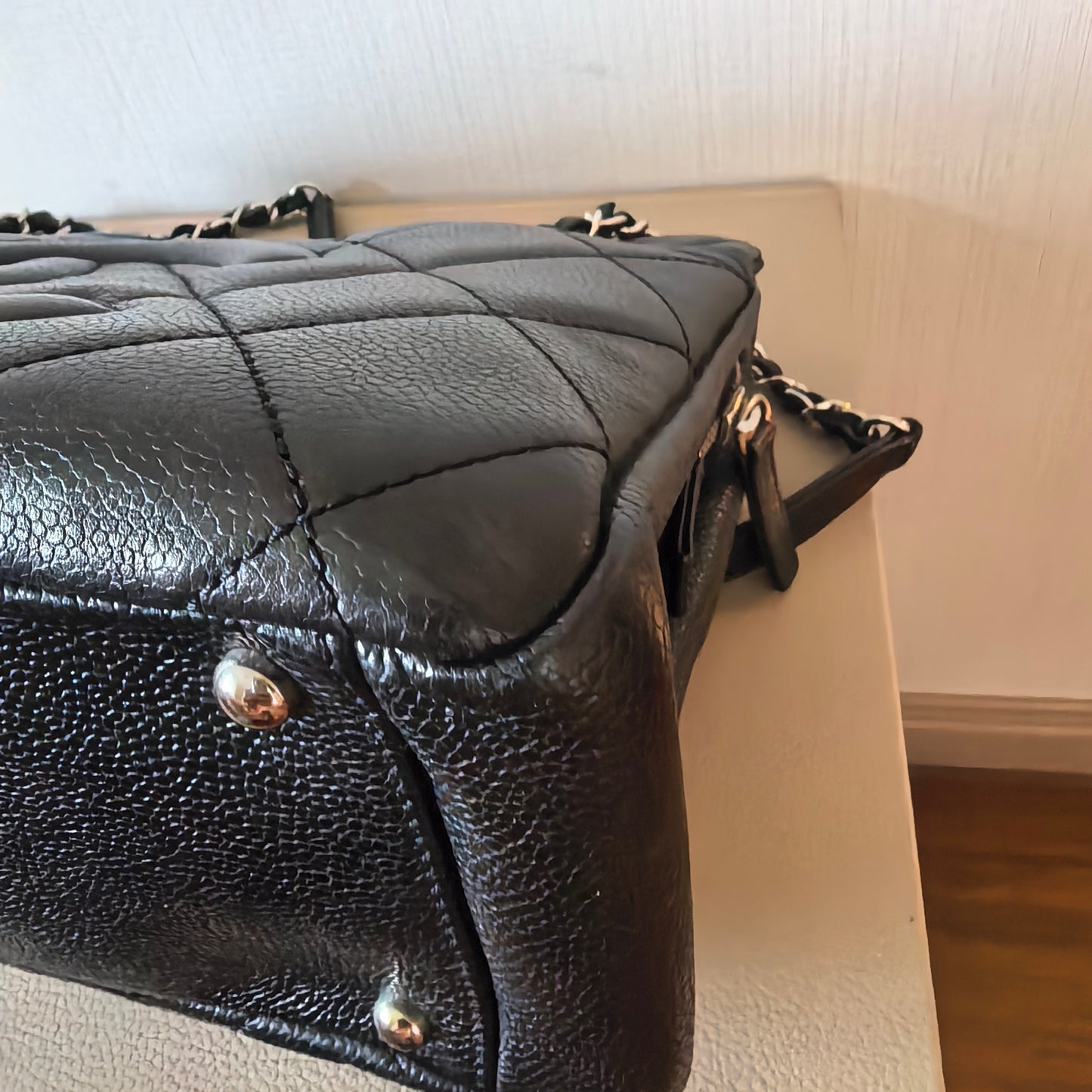 Chanel - Other - Leather - Black - (medium)