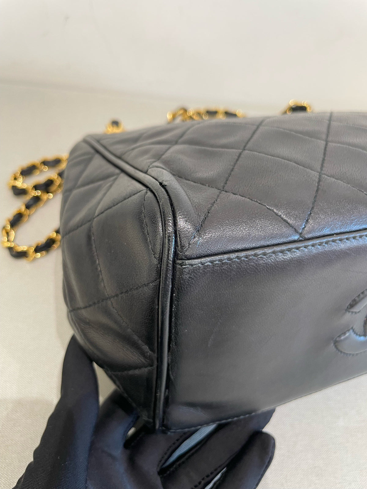 Chanel - Other - Leather - Black - (medium)