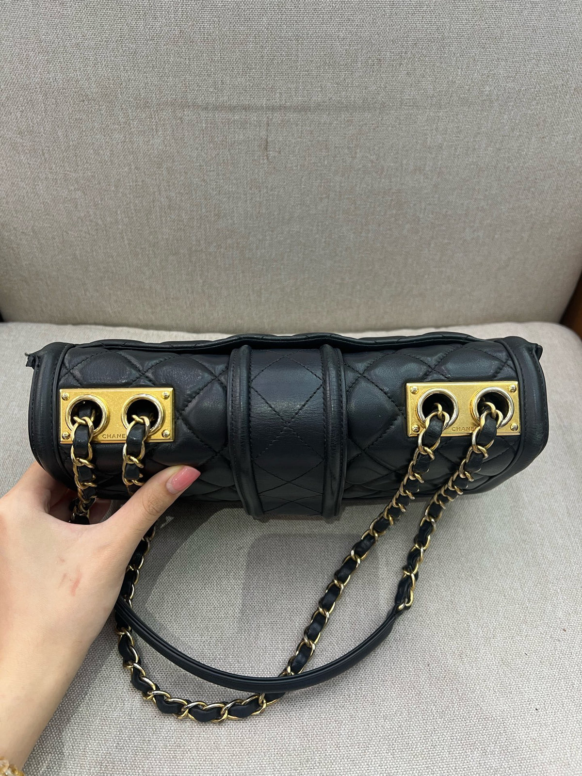 Chanel - Other - Leather - Black - (medium)