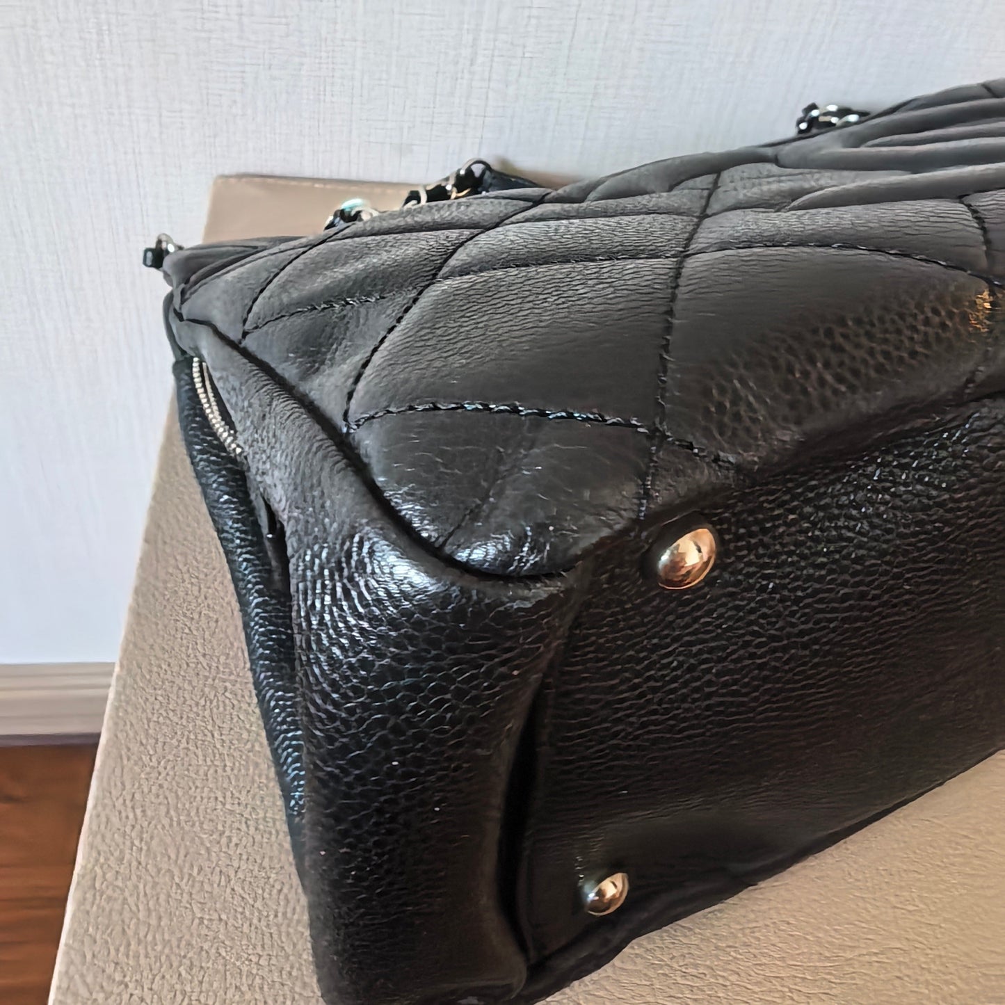 Chanel - Other - Leather - Black - (medium)