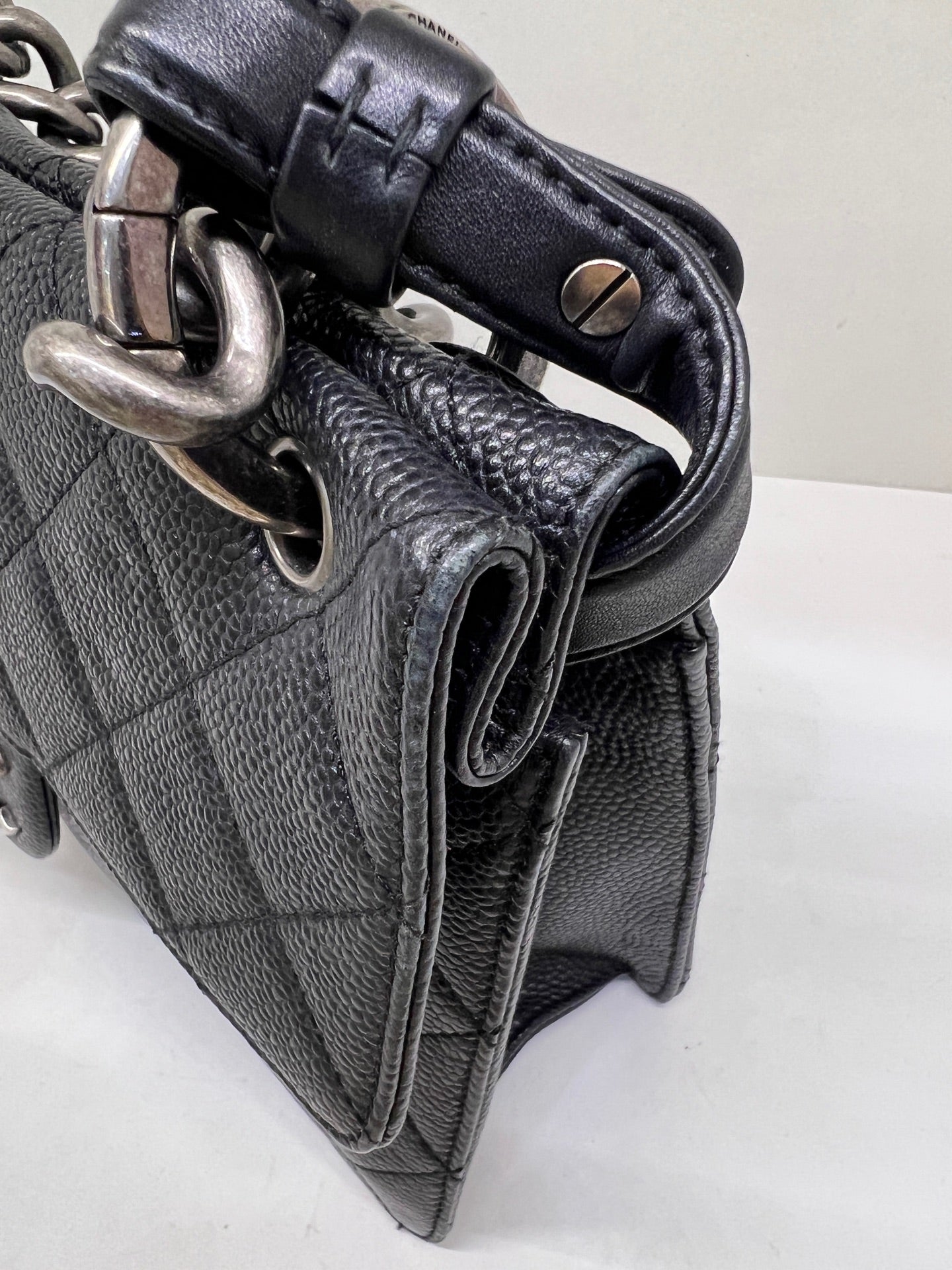 Chanel - Other - Leather - Black - (medium)