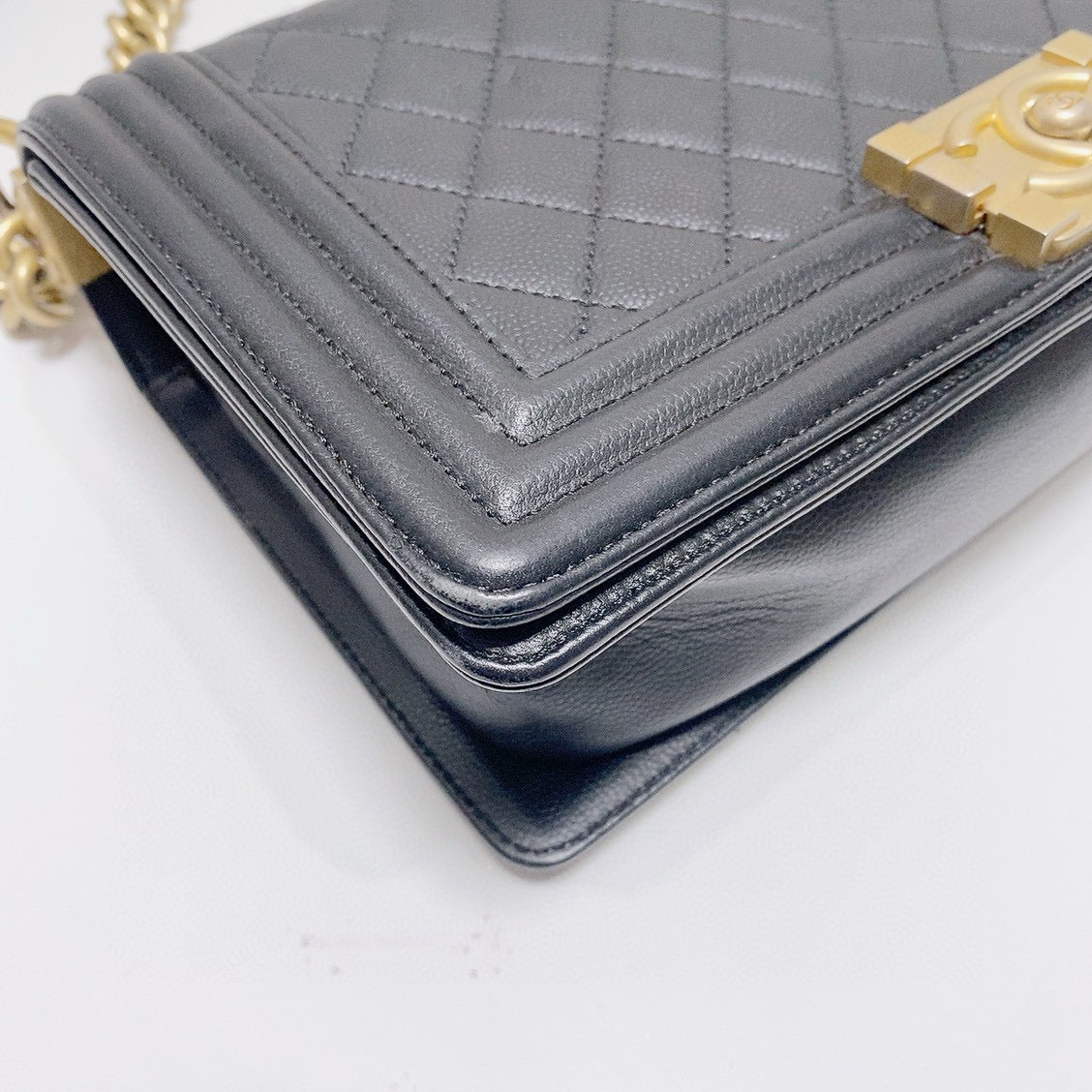 Chanel - Other - Leather - Black - (medium)