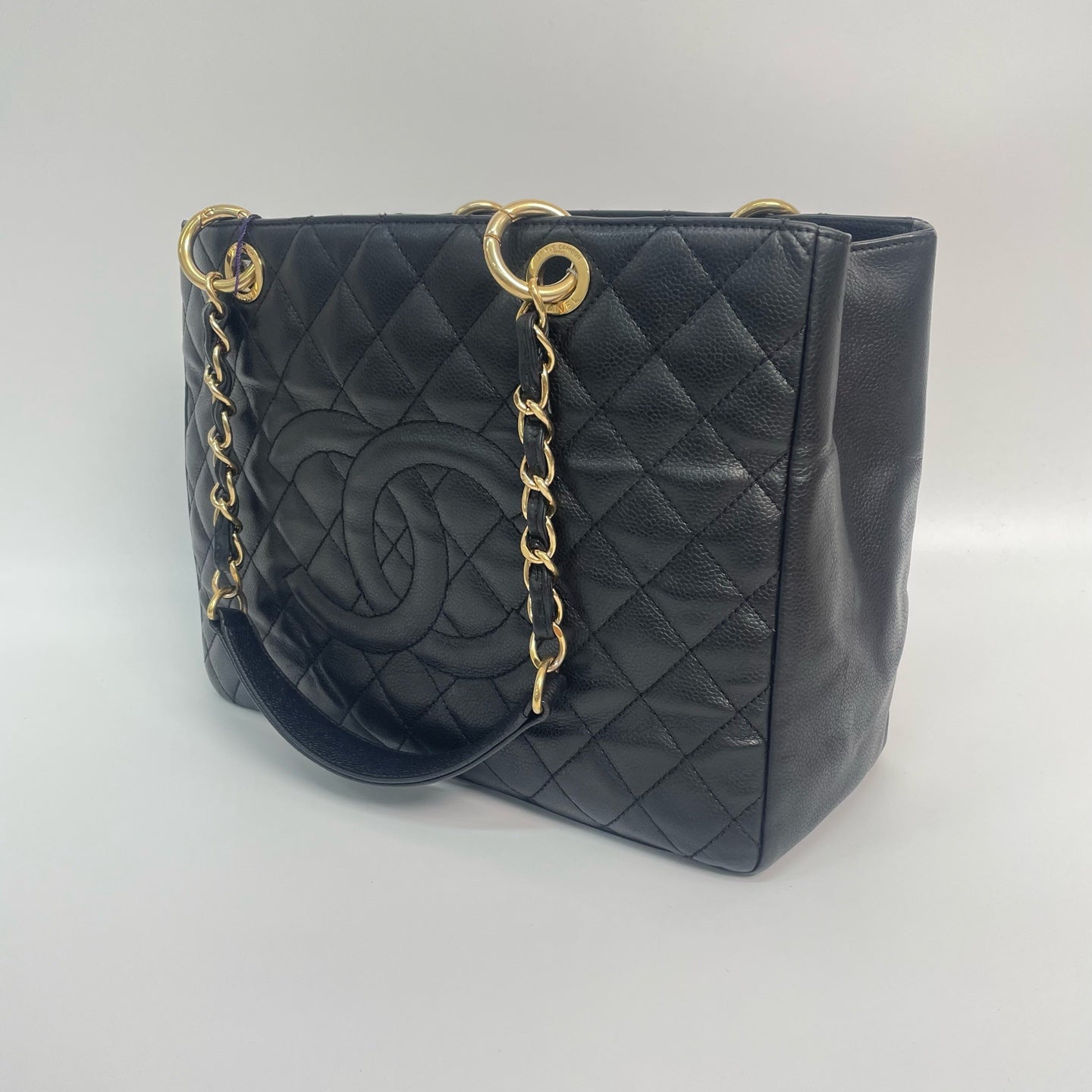 Chanel - Other - Leather - Black - (medium)