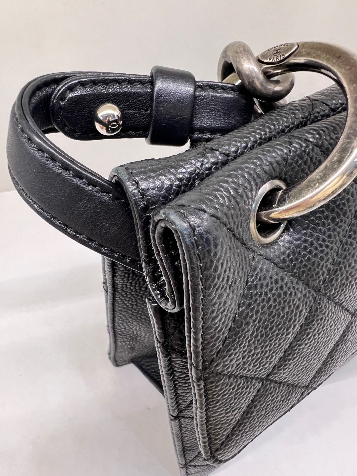 Chanel - Other - Leather - Black - (medium)